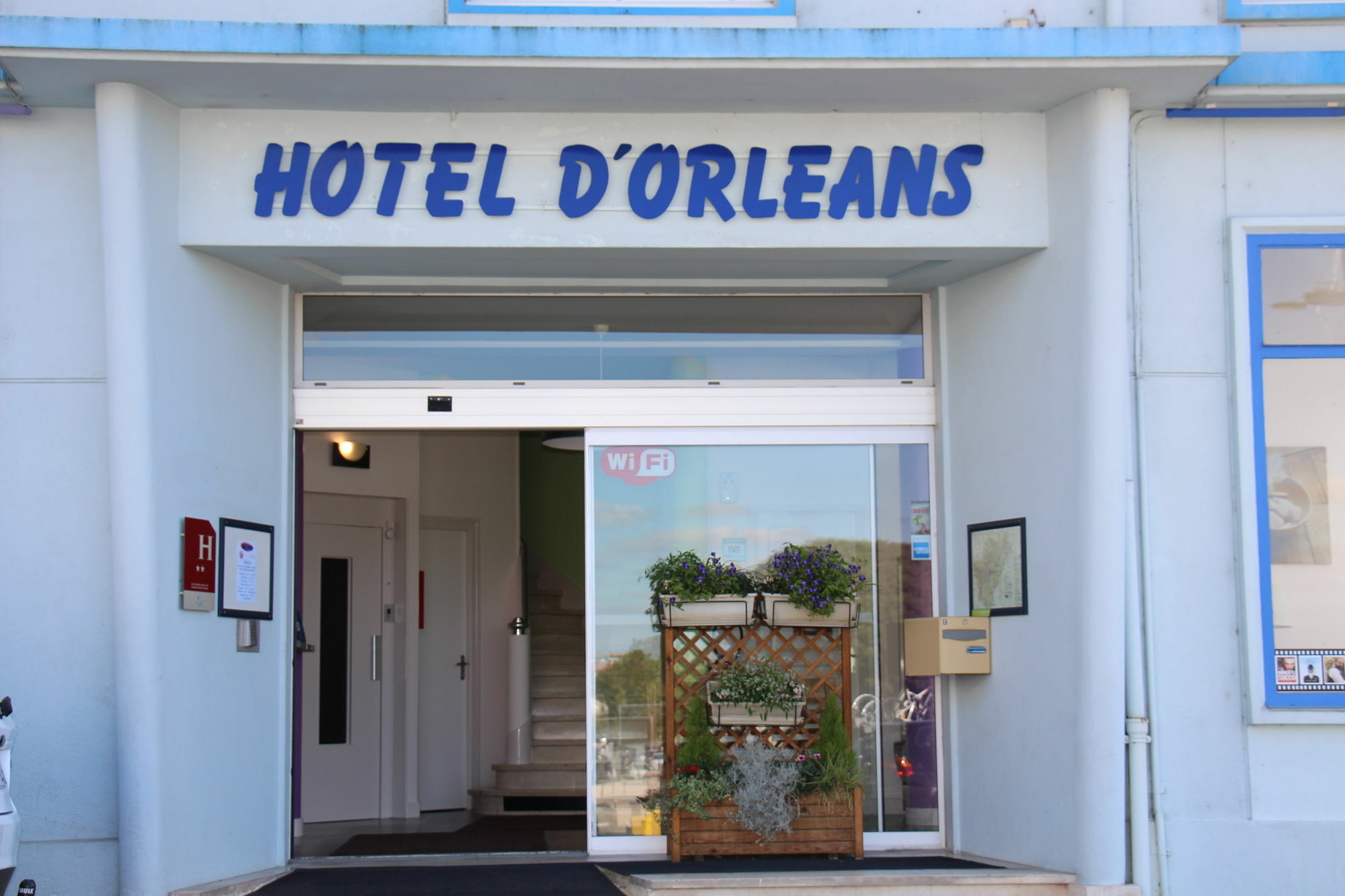 Hotel d'Orléans Angulema Exterior foto